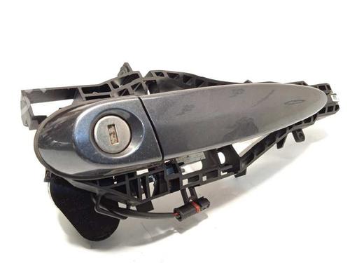 Used Front right exterior door handle Front right exterior door handle 8617587 8617587