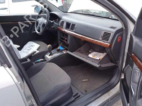 Left headlight OPEL VECTRA C Estate (Z02)  | BP17741067C28 