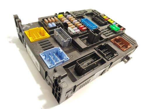 Used Fuse box Fuse box CITROËN C4 III (BA_, BB_, BC_) 1.2 PureTech 130 (BAHNSA, BAHNSB) (130 hp) 26718554 26718554