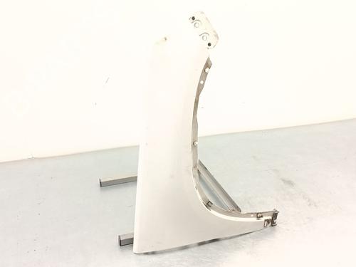 Used Right front fenders Right front fenders 37264578 37264578