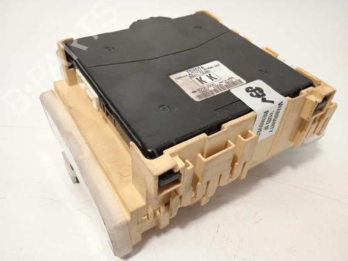 Used Fuse box TOYOTA AURIS Estate (_E18_) 1.6 D4-D (WWE185_) (112 hp) 7657463