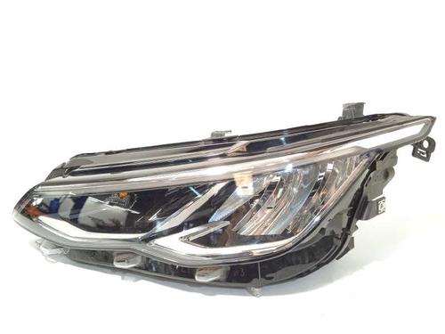 Used Left headlight VW GOLF VIII (CD1, DA1) [2019-2026]  10184786