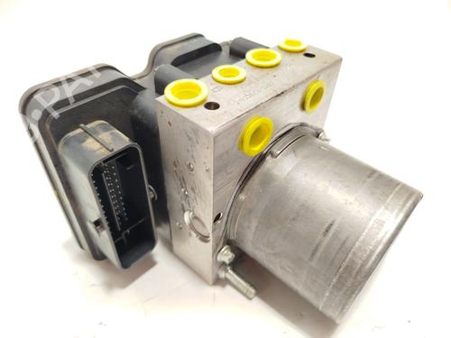 Used ABS pump RENAULT CLIO V (B7_) [2019-2026]  24225825
