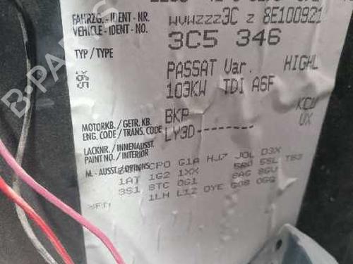 Achterlicht kofferdeksel achterklep links VW PASSAT B6 Variant (3C5) 2.0 TDI 16V | BP6008029C79 