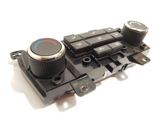 climate-control-chevrolet-cruze-hatchback-j305-2010-23862420 main image
