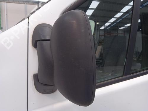 Left headlight NISSAN PRIMASTAR Van (X83) 2.0 dCi 115 | BP33951872C28  - Image 20