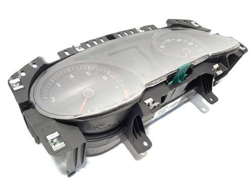 Used Instrument cluster Instrument cluster 8901579 8901579