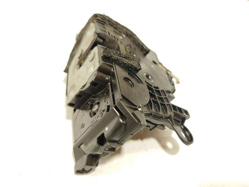 Used Front left lock Front left lock 30453198 30453198