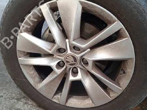 Right front brake caliper SKODA KAROQ (NU7, ND7) 1.5 TSI | BP26597483M104  - Image 11