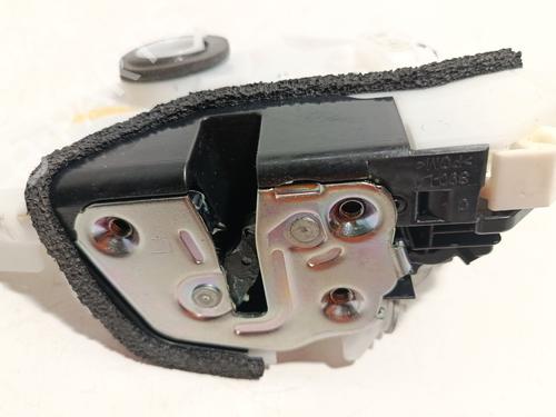 Front left lock MAZDA 3 Saloon (BP_) 2.5 e-SKYACTIV-G (BP5S) | BP34440905C98  - Image 5
