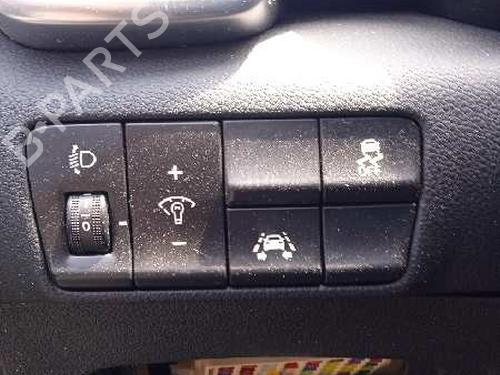 Tailgate lock KIA SPORTAGE IV (QL, QLE) 1.7 CRDi | BP13736453C101 