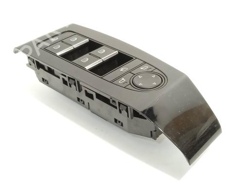 BP25868691I27 main image