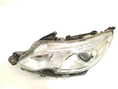 Left headlight PEUGEOT 2008 I (CU_) 1.2 THP 110 / PureTech 110 | BP23256776C28