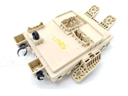 Fuse box KIA SPORTAGE V (NQ5) 1.6 T-GDI MHEV AWD | BP38466456E1 - Image 4