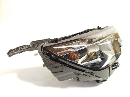 Right headlight PEUGEOT 3008 II SUV (MC_, MR_, MJ_, M4_) 1.2 THP/ PureTech 130 (MRHNSM, MRHNSU, MRHNSJ, MRHNYW,... | BP29334253C29 