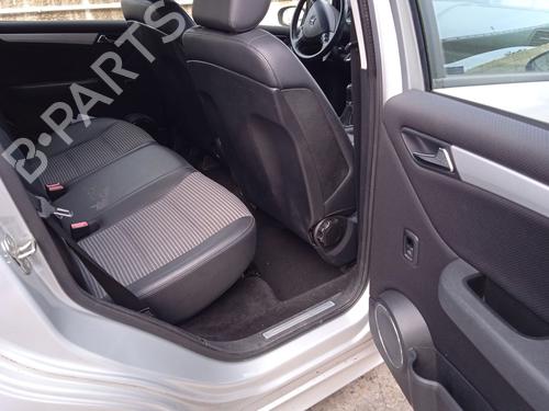Radiator fan MERCEDES-BENZ A-CLASS (W169) A 180 CDI (169.007, 169.307) | BP22760901M35 