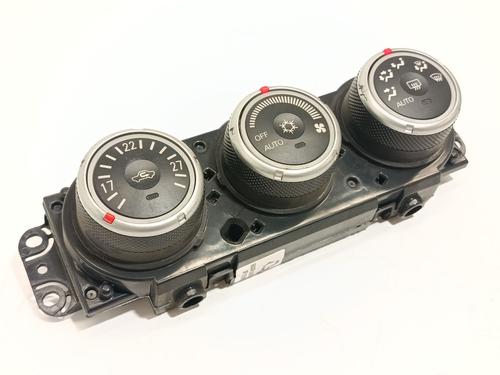 climate-control-mitsubishi-outlander-ii-cw_w-2005-2006-2007-2008-2009-2010-2011-2012-36433287 main image