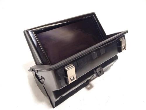 Used Display monitor AUDI A1 (8X1, 8XK) [2010-2019]  13054335