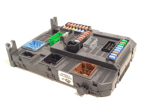 sikringsdase-citroen-c4-cactus-2014-32289589 main image