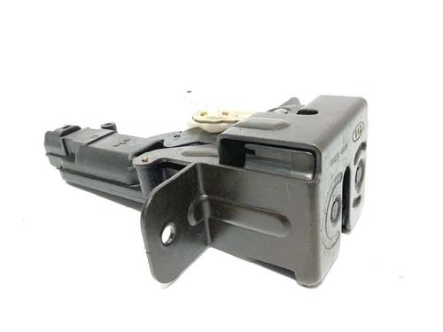 Tailgate lock KIA SORENTO I (JC) 2.5 CRDi 4WD | BP8691070C101