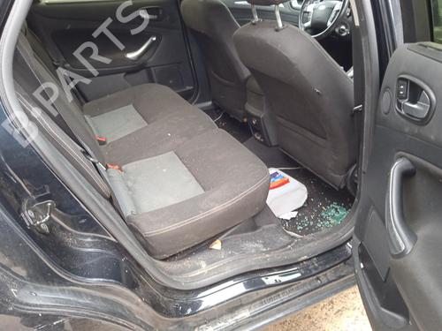 Left tailgate light FORD MONDEO IV Turnier (BA7) 2.0 TDCi | BP24844433C79