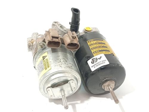 Used Servo brake TOYOTA YARIS (_P13_) 1.5 Hybrid (NHP130_, NHP130) (101 hp) 31378716