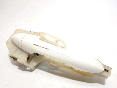front-right-exterior-door-handle-kia-carens-iv-17-crdi-82661a4000-2013-8243612 main image