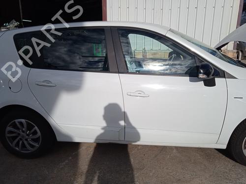 Left front window switch RENAULT SCÉNIC III (JZ0/1_) 1.2 TCe | BP30588490I27 