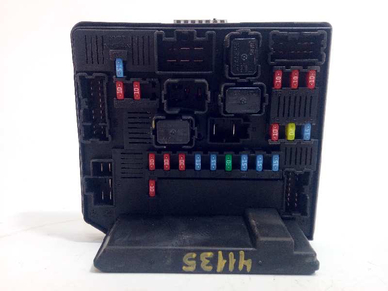 Fuse box NISSAN QASHQAI / QASHQAI +2 I (J10, NJ10, JJ10E) 2.0 dCi