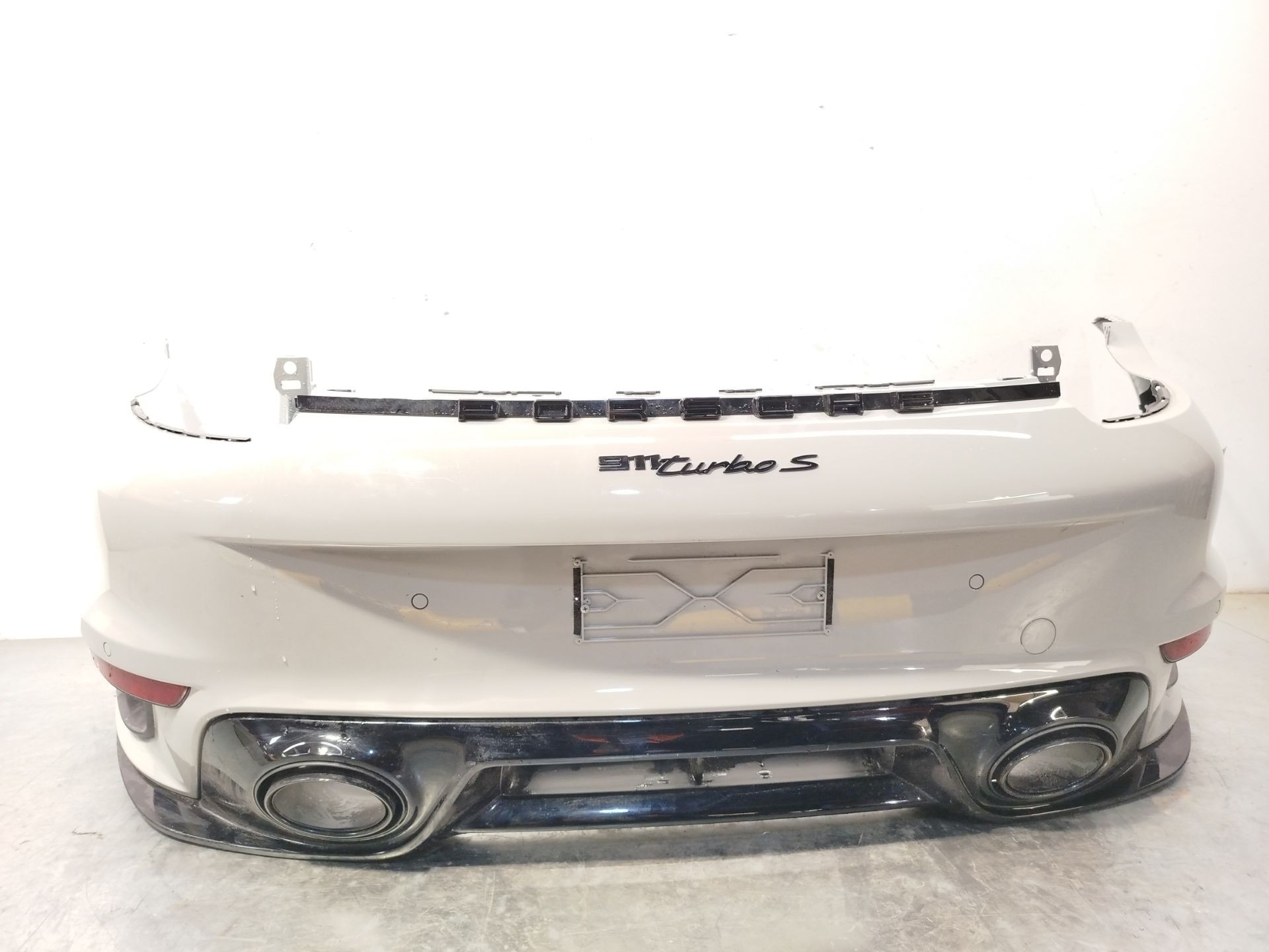 Rear bumper – Porsche 911 Convertible (992) 3.8 Turbo S (992650) (2020-2024)