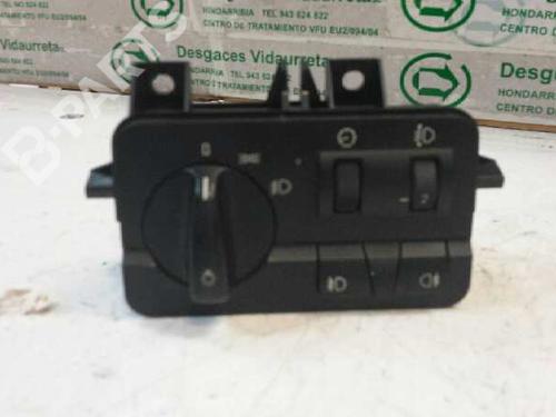 Used Headlight switch BMW 3 (E46) 320 d (136 hp) 1319251