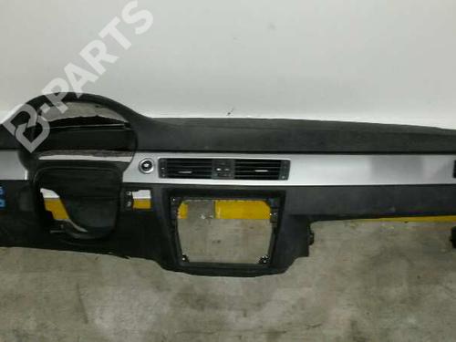 Dashboard BMW 3 (E90) 330 d (231 hp) 1315199