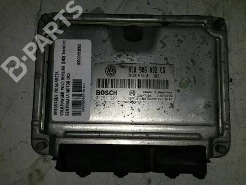Used Engine control unit (ECU) VW POLO (6N2) 1.4 (60 hp) 2236809