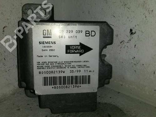 Used ECU airbags OPEL VECTRA B Hatchback (J96) 2.0 DTI 16V (F68) (101 hp) 1408399