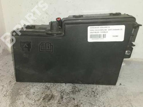 Used Fuse box FORD FOCUS II (DA_, HCP, DP) [2004-2013]  1889855