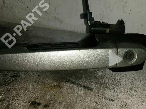 Used Front left exterior door handle TOYOTA COROLLA Verso (ZER_, ZZE12_, R1_) 1.8 (ZNR11_, ZNR11R) (129 hp) 1935281