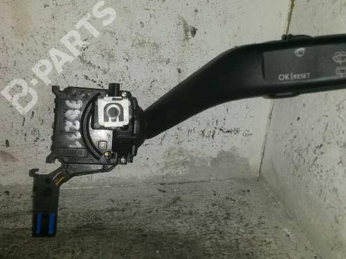 Used Steering column stalk SEAT LEON (1P1) 1.9 TDI (105 hp) 1408458