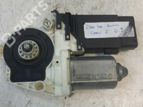 Rudehejsemotor forskærm højre SEAT LEON (1M1)  | BP2975666E20 