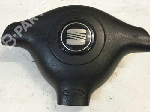 Used Driver airbag SEAT LEON (1M1) [1999-2006]  2699268