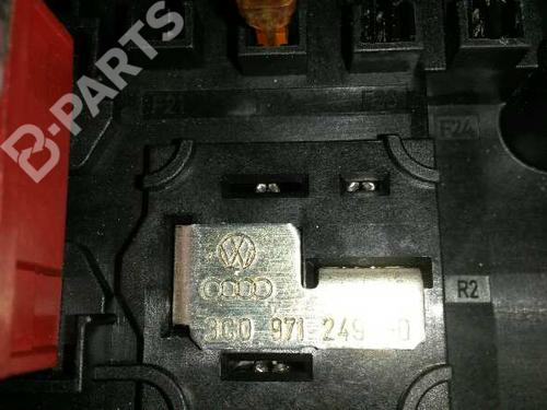 Fuse box VW GOLF V (1K1) 1.9 TDI | BP1319519E1 