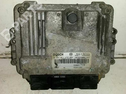Used Engine control unit (ECU) NISSAN INTERSTAR Van (X70) dCi 115 (115 hp) 1315406