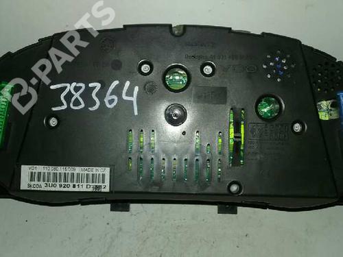 Instrument cluster SKODA SUPERB I (3U4) 2.0 TDI | BP1518398C47 