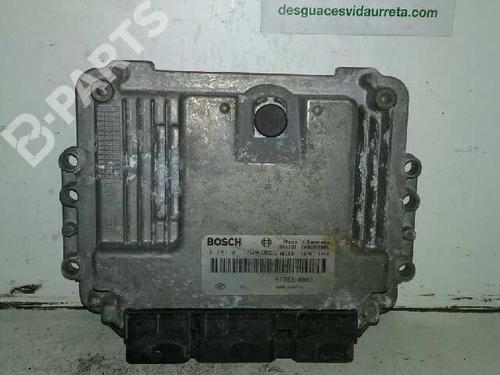 Used Engine control unit (ECU) RENAULT SCÉNIC II (JM0/1_) 1.9 dCi (JM0G, JM12, JM1G, JM2C) (120 hp) 1319653