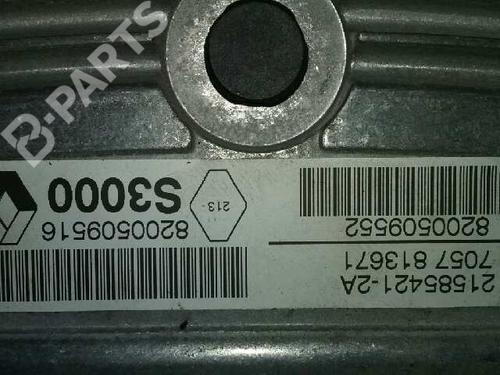 Engine control unit (ECU) RENAULT MEGANE II Saloon (LM0/1_)  | BP2224758M57 
