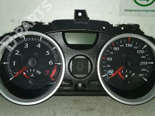 Used Instrument cluster RENAULT MEGANE II Saloon (LM0/1_) [2003-2025]  2224745
