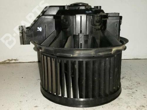 Heater blower motor FORD FIESTA VI (CB1, CCN) 1.4 TDCi VP82E2H18456AA | 0130115551
