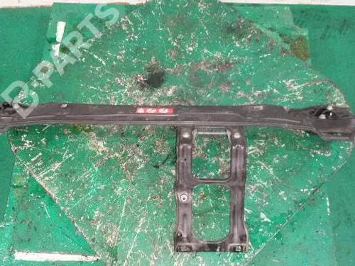 Frontplate/Frontkurv MERCEDES-BENZ C-CLASS (W203) C 220 CDI (203.006, 203.008) (143 hp) 2517958