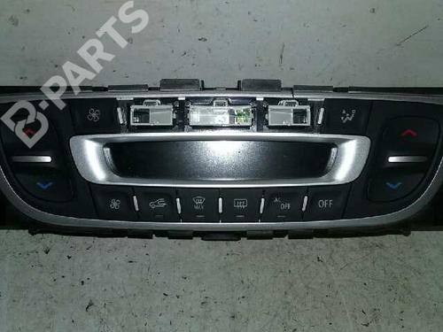 Used Climate control RENAULT MEGANE III Hatchback (BZ0/1_, B3_) 1.2 TCe (BZ2B, BZ11) (116 hp) 2242261