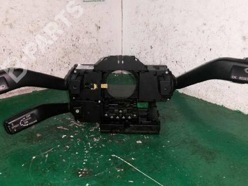 Forlygtekontakt VW PASSAT B6 (3C2) 2.0 TDI 16V (140 hp) 1527936