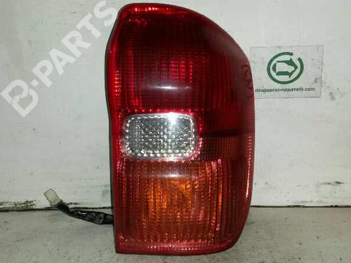 Feu arrière droit TOYOTA RAV 4 II (_A2_) 2.0 4WD (ACA21, ACA20) (150 hp) 8155142060